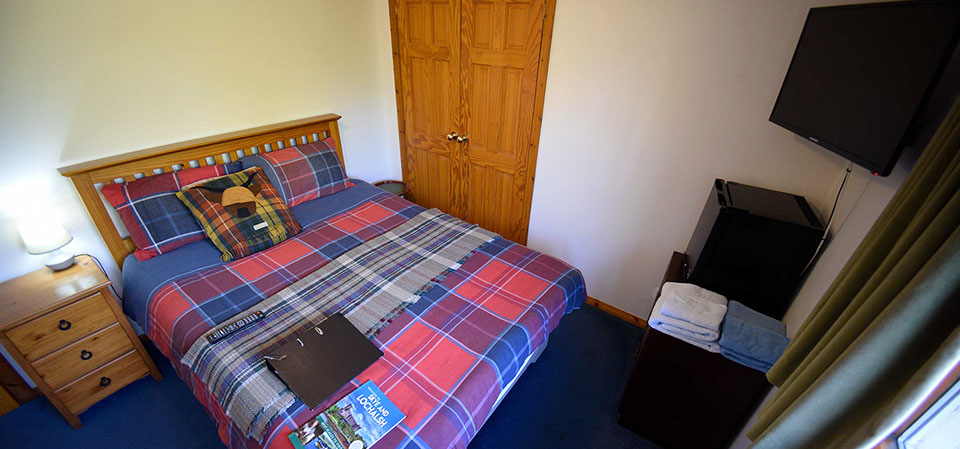 Kenmore Bed and Breakfast in Portree contains comfortable double rooms with en suite bathrooms and WIFI internet