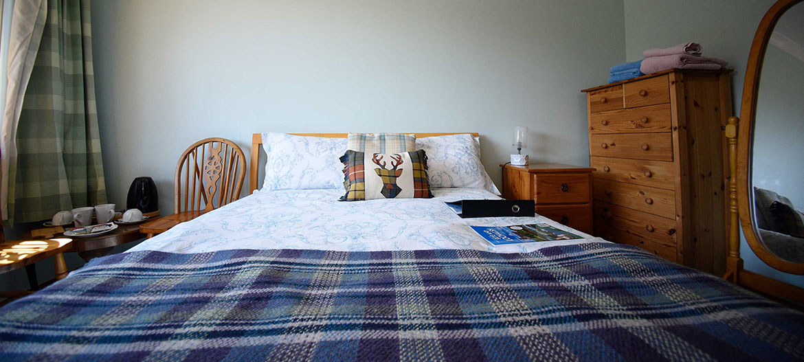 Kenmore Bed and Breakfast accommodation contains comfortable double rooms with tea and coffee making facilities
