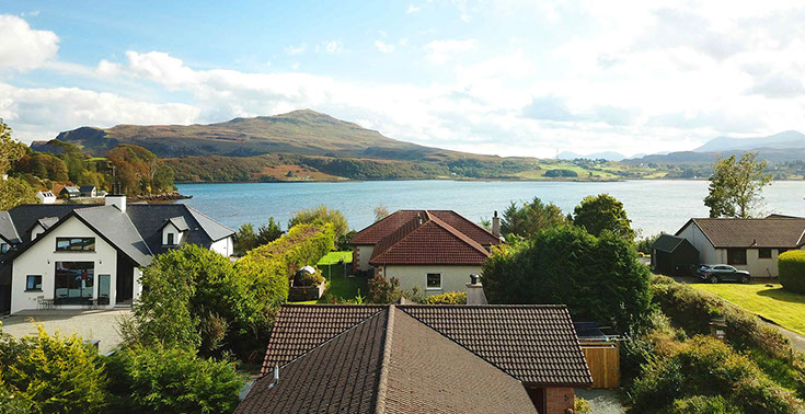 Kenmore Bed and Breakfast accommodation is located in Portree on the Isle of Skye near the sea